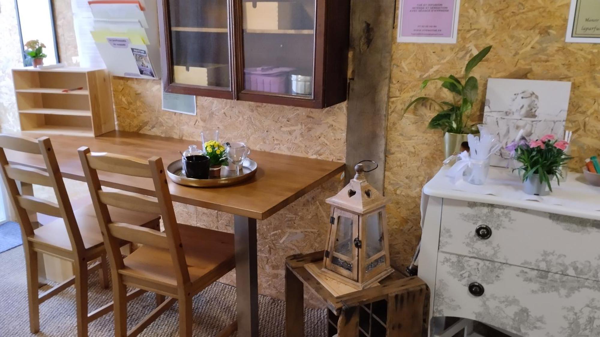 Le Laboratoire Shabby Chic De La Parfumerie Du Manoir Chavagne Bagian luar foto