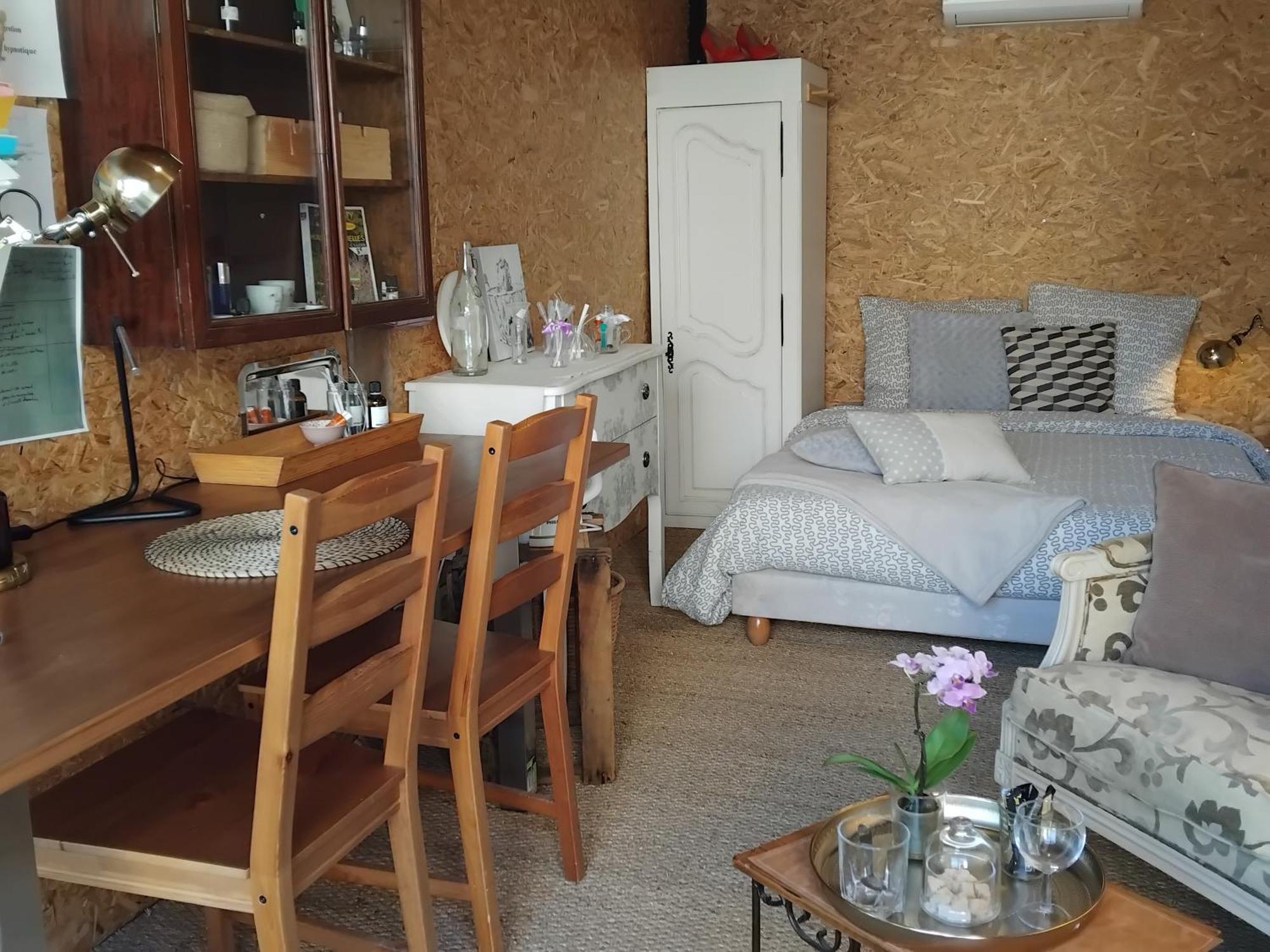 Le Laboratoire Shabby Chic De La Parfumerie Du Manoir Chavagne Bagian luar foto